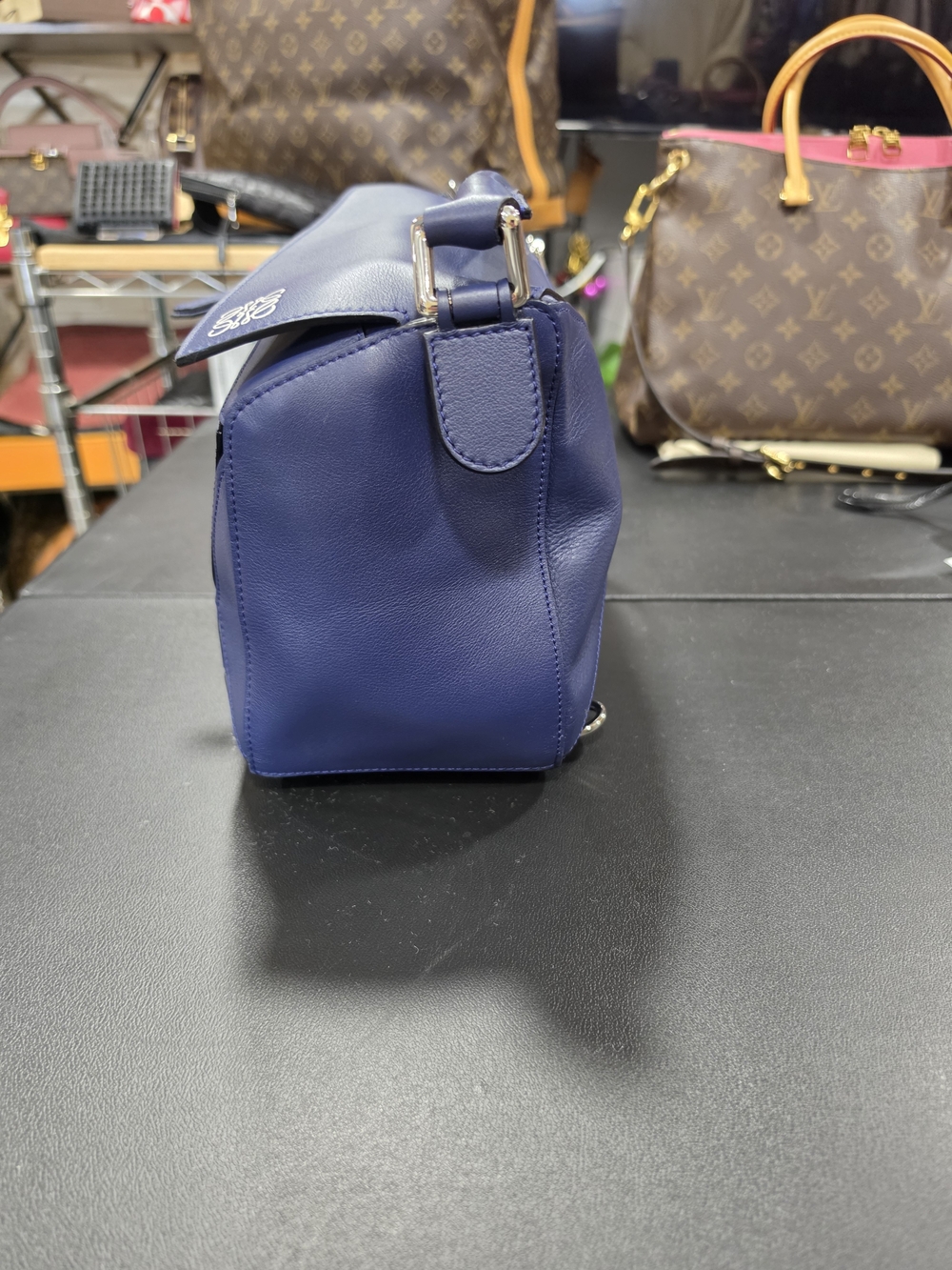 Loewe Puzzle Medium Shoulder Bag in Navy Blue COA - Picture 3 of 7